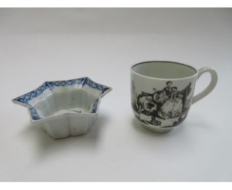 A Worcester blue and white star shaped dish, circa 1760, painted with the 'Hors d'Oeuvres centre' pattern, 9.75cm wide, and a