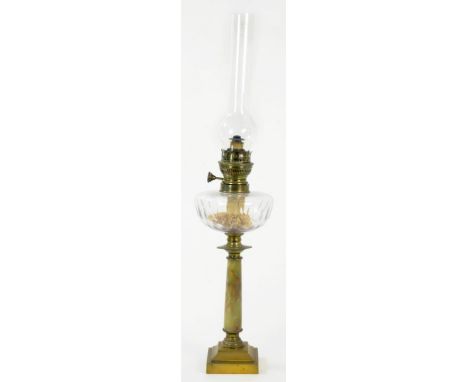 A BRASS AND ONYX OIL LAMP WITH CUT GLASS FOUNT, BRASS BURNER, 42CM H, CIRCA 1900