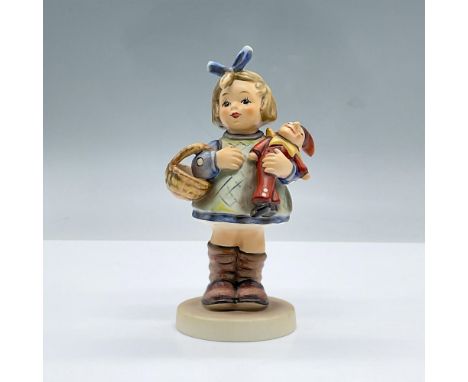 Features a girl with a blue bow carrying a basket and a doll. Exclusive special edition number 7 for members of the Goebel Co