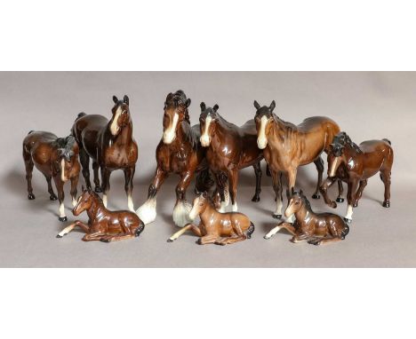 A collection of brown gloss Beswick horses and foals (two trays) (a.f)Some models with damage or restoration, please specify 