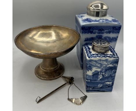 Silver and white metal made by a member of the Hull Guild of Silversmiths to include an unmarked pedestal bowl 12cm h, weight