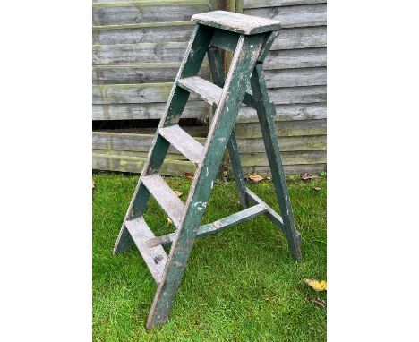 Vintage pine step ladder 103cm h. 