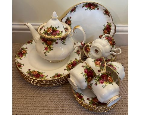 Royal Albert Old Country Roses part tea and dinner service including six dinner plates, 26.5cm d, six tea plates, six saucers