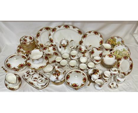 Royal Albert Old Country Roses to include large oval meat plate 41.5cm d, 6 x dinner plates 26cm d, 6 x dessert plates 20.5m 