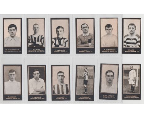 Cigarette cards, Smith's, Footballers (Titled, light blue backs), 12 type cards, all North East teams, Newcastle United (6) M