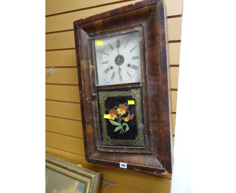 A vintage American wall clock (distressed)