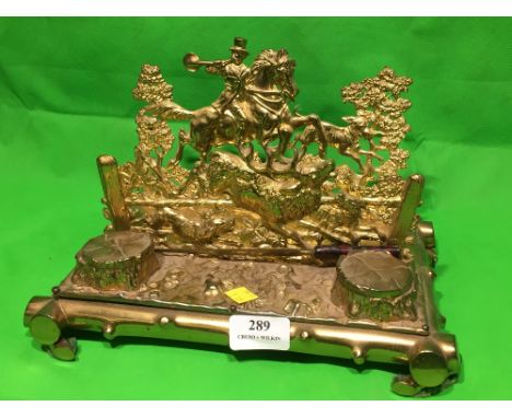 GILDED INKWELL DESK TIDY DEPICTING HUNTING SCENE