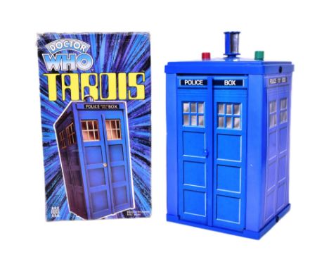 Doctor Who - Denys Fisher - an original vintage 1970s Fourth Doctor era ' Doctor Who Tardis ' action figure playset. The play