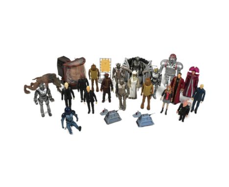 Doctor Who - Character Options - collection of x25 assorted Dr Who action figures. 'New Who' and Classic Who present, include
