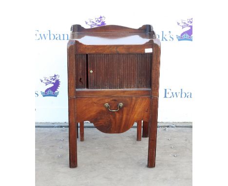 George III mahogany commode, with tambour front cupboard, and drawer base, H76 W50 D45 cm