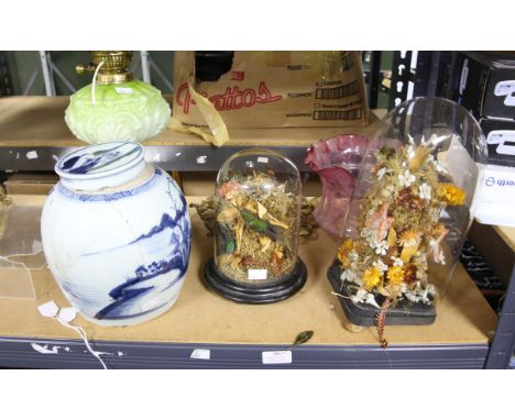 19th century brass oil lamp, gilt metal oval strut frame, Chinese blue and white jar and cover and two decorative domes, Cond