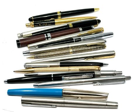 large selection of vintage &amp; later ballpoint pens etc 
