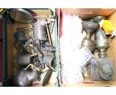A collection of metal ware to include Edwardian repoussee decorated copper oil lamp, height 33cm, an Arts &amp; Crafts hammer