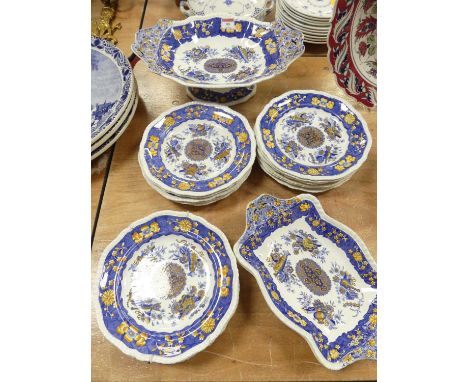 An early 19th Century Spode Trophies part dessert service in the Trophies Marble pattern to include Pedestal dish, comports, 