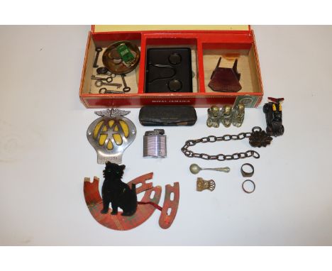 A cigar box and contents to include AA badge, keys, cigarette lighter, and an Ideal fountain pen with 14ct gold nib