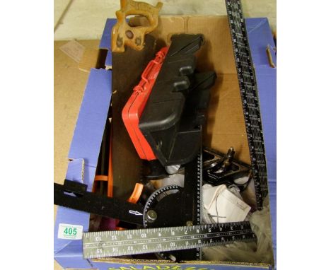 A collection of hand tools to include: Stanley No78 plane, guide rulers, brace and bit etc 