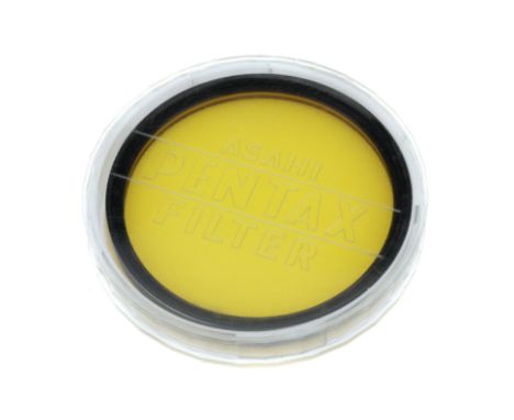 An Asahi Pentax Filter for Pentax 6x7 yellow Y48 (Y2), in plastic bubble.