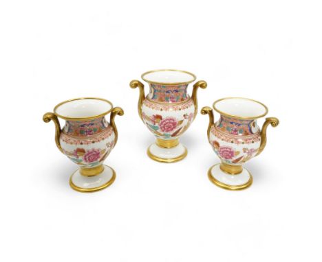 Early 19th century Spode vase and garniture, each decorated in the Japan pattern no. 868, with twin scroll handles and pedest