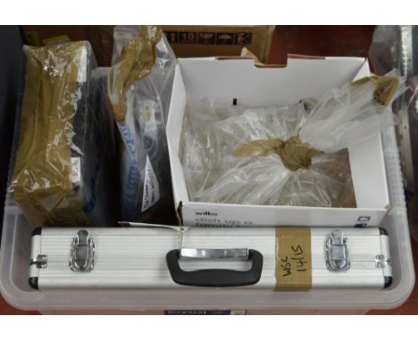 POLICE > Mixed lot to include a BBQ tool set, TreSemme hairdryer etc. [VAT ON HAMMER PRICE] [NO RESERVE]