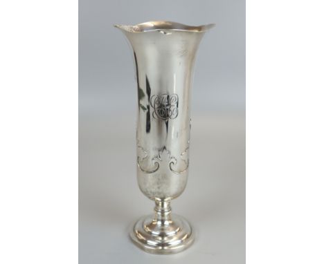 Hallmarked silver Art Nouveau posy vase - Approx H: 21cm