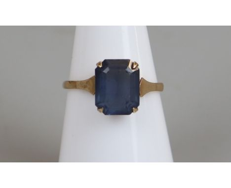 Gold stone set ring, size M½