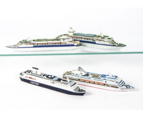 Various makers modern Ocean Cruise Liners 1:1200 scale waterline models, GM Princess Ragnhild, WA OS-100 Song of America, Hol