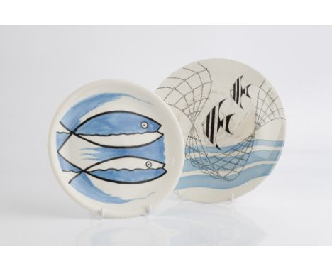 Robert Ellis Williams (1928-2015) for J. & G. Meakin  'Fish with Net' and 'Two Fishes' plate from the 'Studioware' line manuf