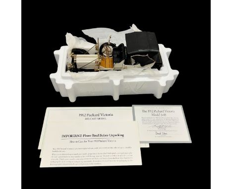Franklin Mint 1/24th scale pair with 1912 Packard Victoria Model 1-48 No. B11RP90 and 1941 Lincoln Continental No. B11RU76, g