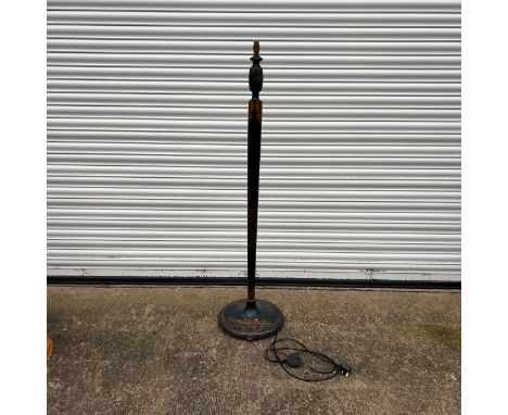 A Japanned/Chinoiserie floor standing standard lamp with a shade decorated with pressed flowers, Japanese figure to base. Hei