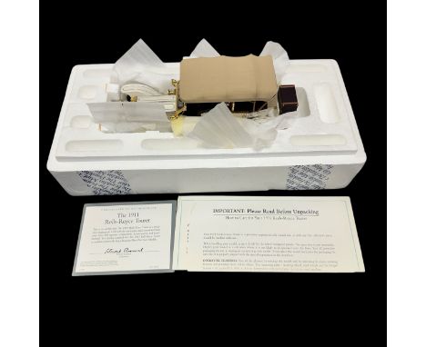 Franklin Mint 1/24th scale pair with The 1911 Rolls Royce Tourer No. B11RU78 and 1992 Rolls Royce Corniche IV No. B11SD67, ge