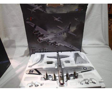 1/72 scale B-17G Flying Fortress, by the Air Force 1 Model Company Ltd, appears in excellent condition, boxed. UK P&amp;P Gro