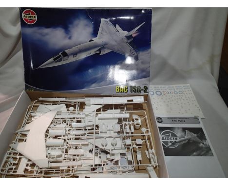 Airfix A10105 1/48 scale BAC TSR-2, appears complete, box with wear. UK P&amp;P Group 2 (£20+VAT for the first lot and £4+VAT