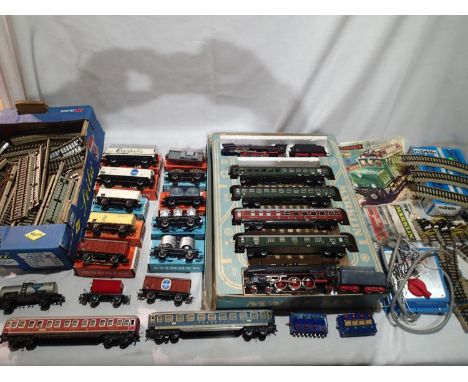 HO scale vintage Marklin locomotives and rolling stock, plus track and points, includes two 4.6.2 steam locomotives and tende