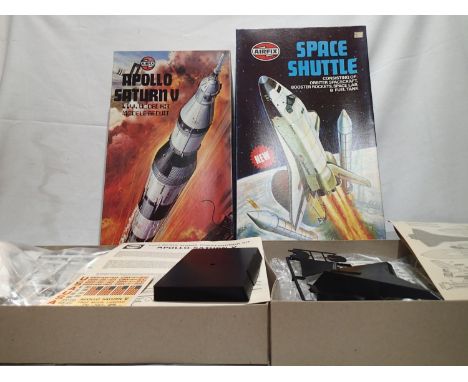 Airfix boxed 10170-5 Space Shuttle and 09170-5 Apollo Saturn V kits on sprues in bags with instructions, boxes with wear. UK 