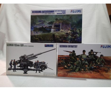 Three Fujima 1/76 scale military kits, all as new/sealed, storage wear to boxes. UK P&amp;P Group 1 (£16+VAT for the first lo