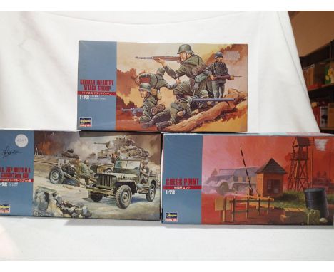 Three Hasegawa 1/72 scale military kits, all as new/sealed, storage wear to boxes. UK P&amp;P Group 1 (£16+VAT for the first 