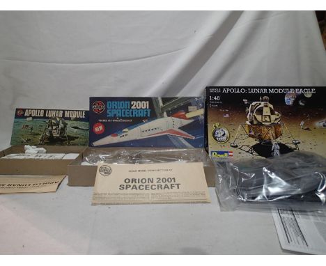 Airfix/Revell boxed 03013-5 Series 3 Lunar Module and 05171-6 Orion 2001 by Airfix. Boxed Revell Apollo Lunar Module Eagle M&