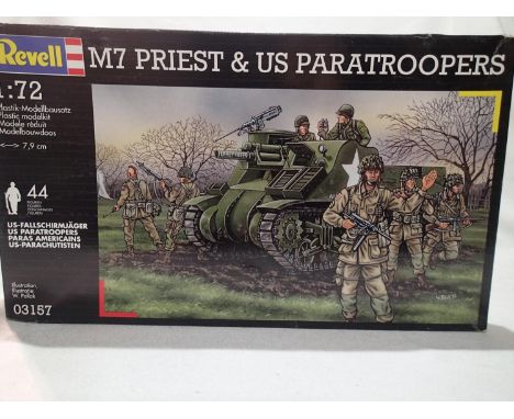 Revell 1/72 scale M7 Priest with U.S paratroopers (forty four figures), appears complete, unchecked, wear to box. UK P&amp;P 