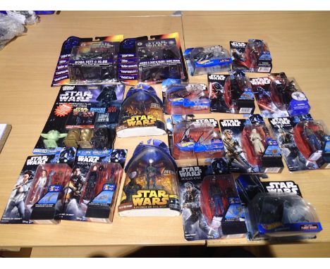 Seventeen assorted Star Wars figures, various types and makes, mostly near mint, boxes with wear. UK P&amp;P Group 2 (£20+VAT