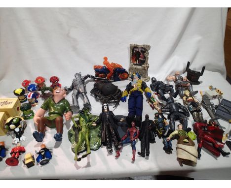 Selection of figures, various sizes and types, including Cyberman example. UK P&amp;P Group 2 (£20+VAT for the first lot and 