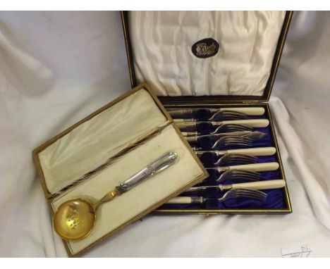 A Mixed Lot of various Silver Plated Cutleries, to include Cased Fish Knives and Forks, and a Cased Serving Ladle, (qty) 