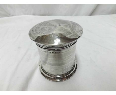 George V Silver mounted circular Cigarette Box, the body with engine turned decoration, the interior with wood lining, 4" hig