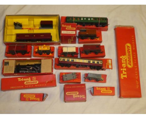 Tri-ang 00 gauge - a selection of mainly boxed railway items including 2-4-2 tank engine, three boxed coaches, nine boxed wag