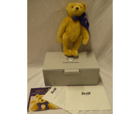 A Danbury Mint limited edition Steiff 2016 "God Save The Queen" musical teddy bear, boxed with certificate