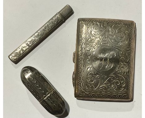 An Edwardian silver rectangular cigarette case, 8cm high, Birmingham 1906; a silver pencil, Birmingham 1905; a silver coloure