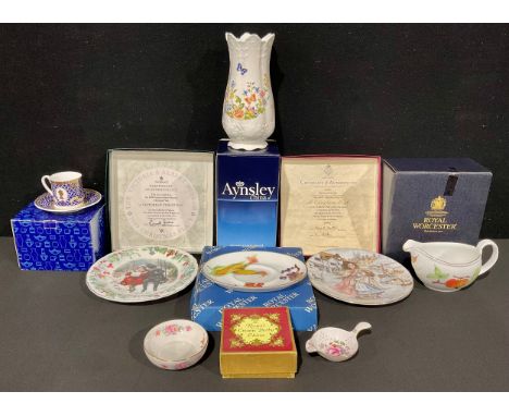 An Aynsley Cottage Garden pattern vase, 21cm, boxed; a Royal Worcester for Compton &amp; Woodhouse collector's plate, A Chris
