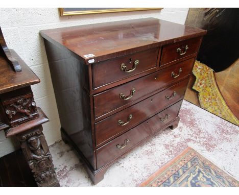 Antique mahogany chest of drawers on bracket feet - H: 87cm W: 92cm D: 49cm