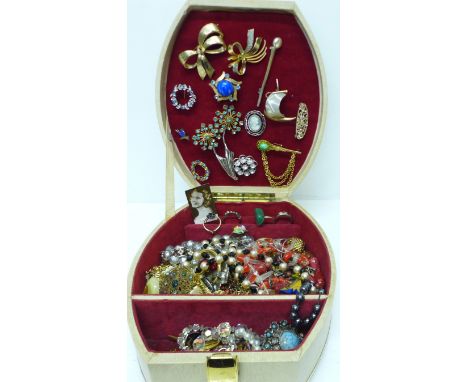 A jewellery box and costume jewellery including vintage 