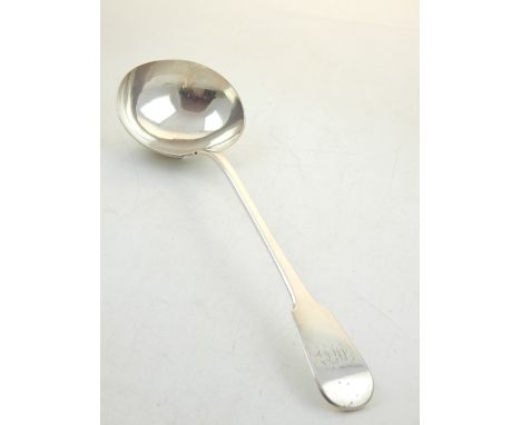 A George IV fiddle pattern silver sauce ladle with engraved armorial William Eaton, London 1823, 200 g