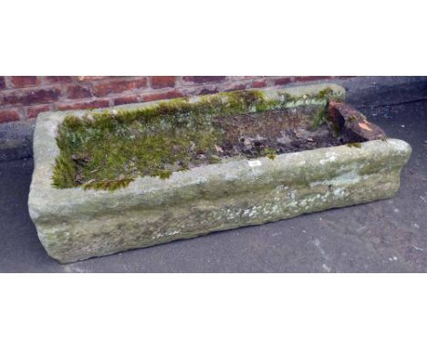 Stone trough. Condition report: see terms and conditions